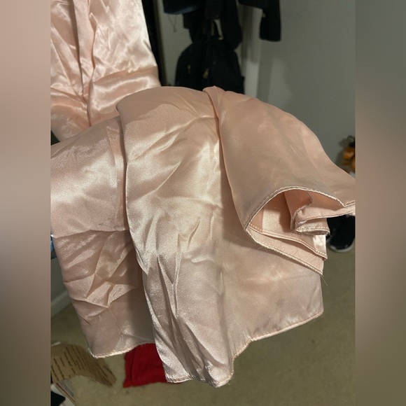 David’s Bridal Galina Signature Bridesmaid dress Size 6 - Picture 13 of 13